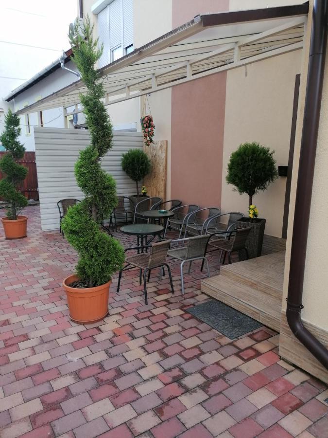 Edes Alom Guesthouse 塞格德 外观 照片