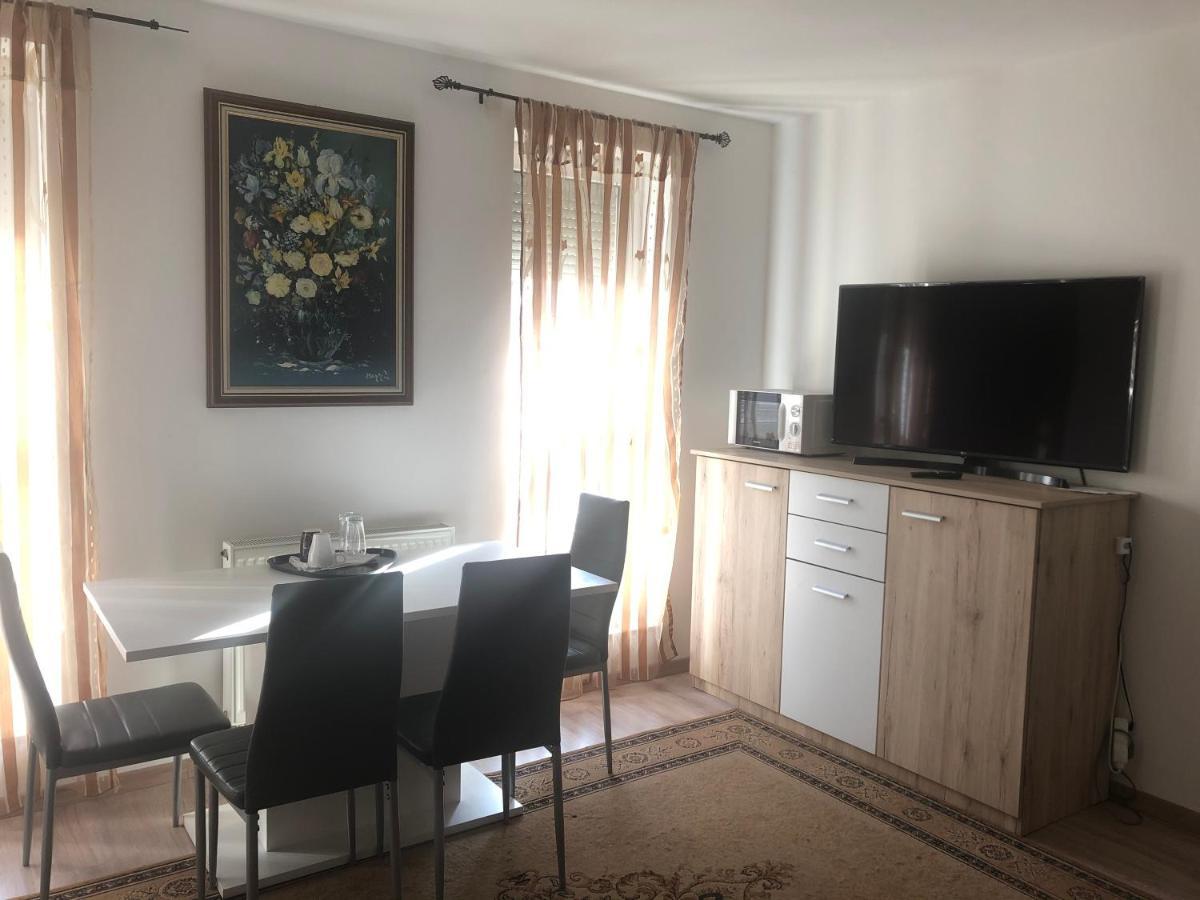 Edes Alom Guesthouse 塞格德 外观 照片